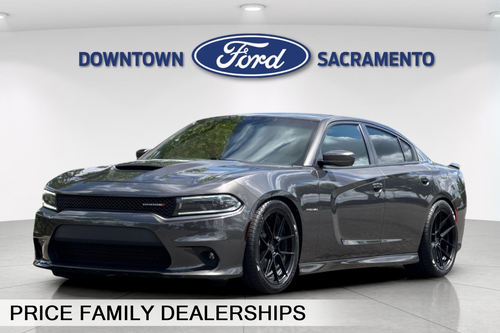 2022 Dodge Charger R/T's photo