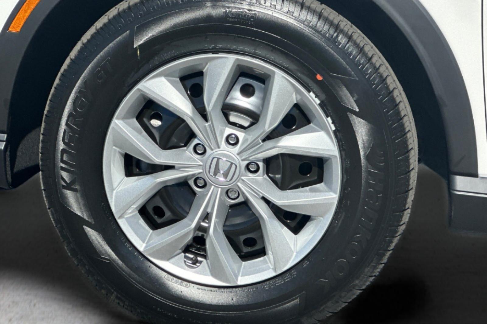 New 2026 Platinum White Pearl Honda AWD LX image 32
