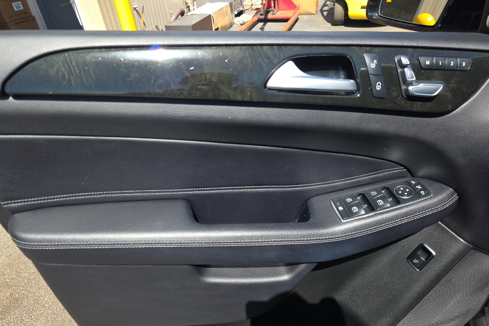 Used 2018 Diamond Silver Metallic Mercedes-Benz GLE 350 image 12