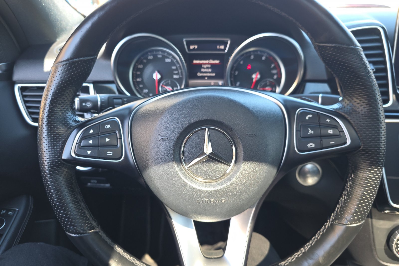 Used 2018 Diamond Silver Metallic Mercedes-Benz GLE 350 image 23
