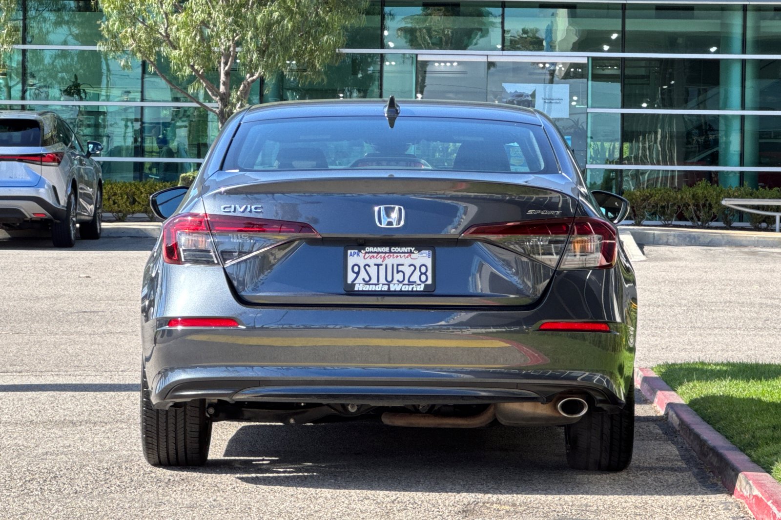 Certified Used 2025 Meteorite Gray Metallic Honda Sport image 5