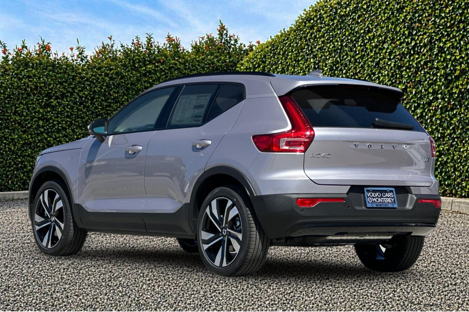New 2026 Aurora Silver Volvo Ultra image 4
