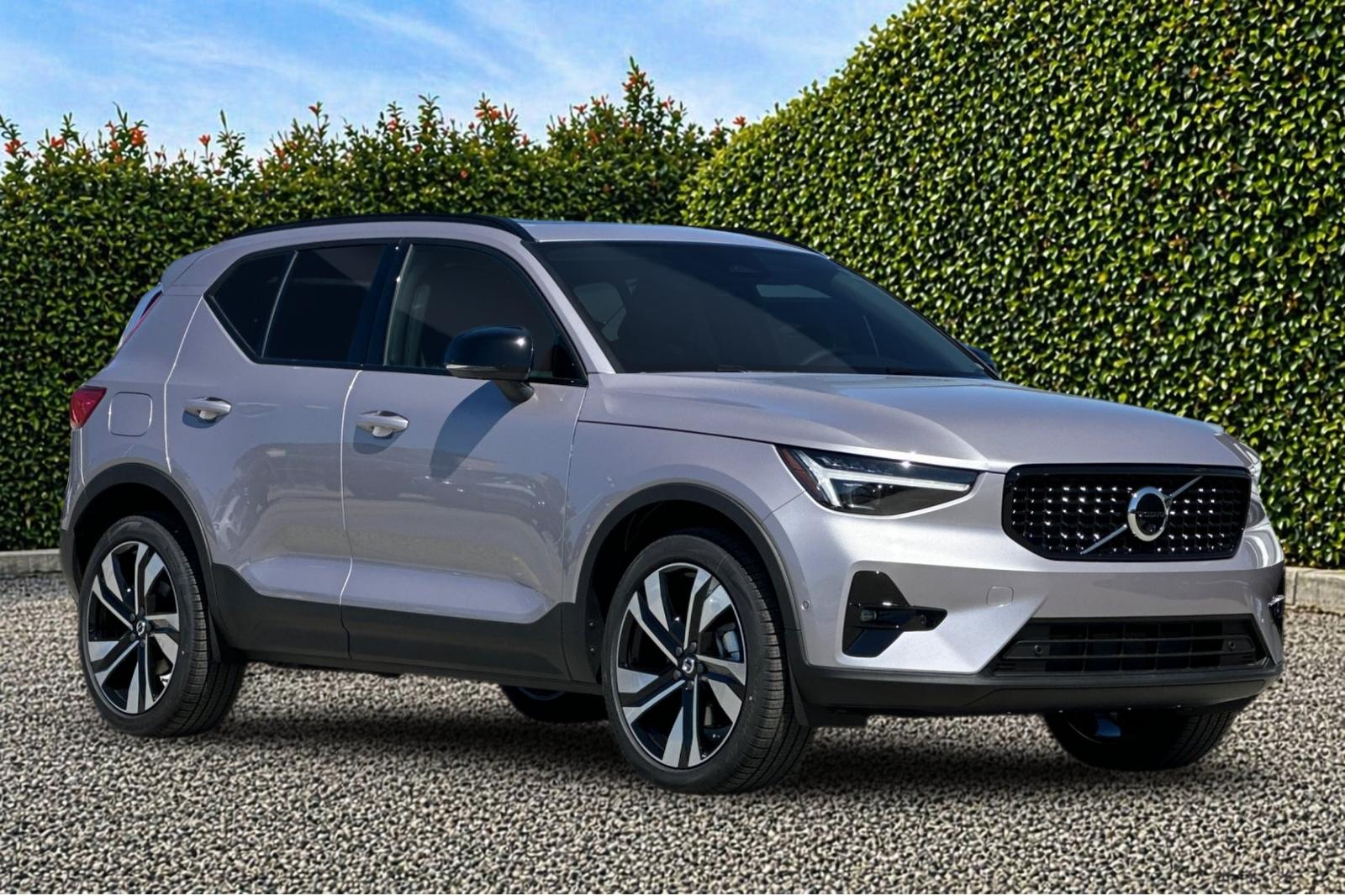 New 2026 Aurora Silver Volvo Ultra image 8