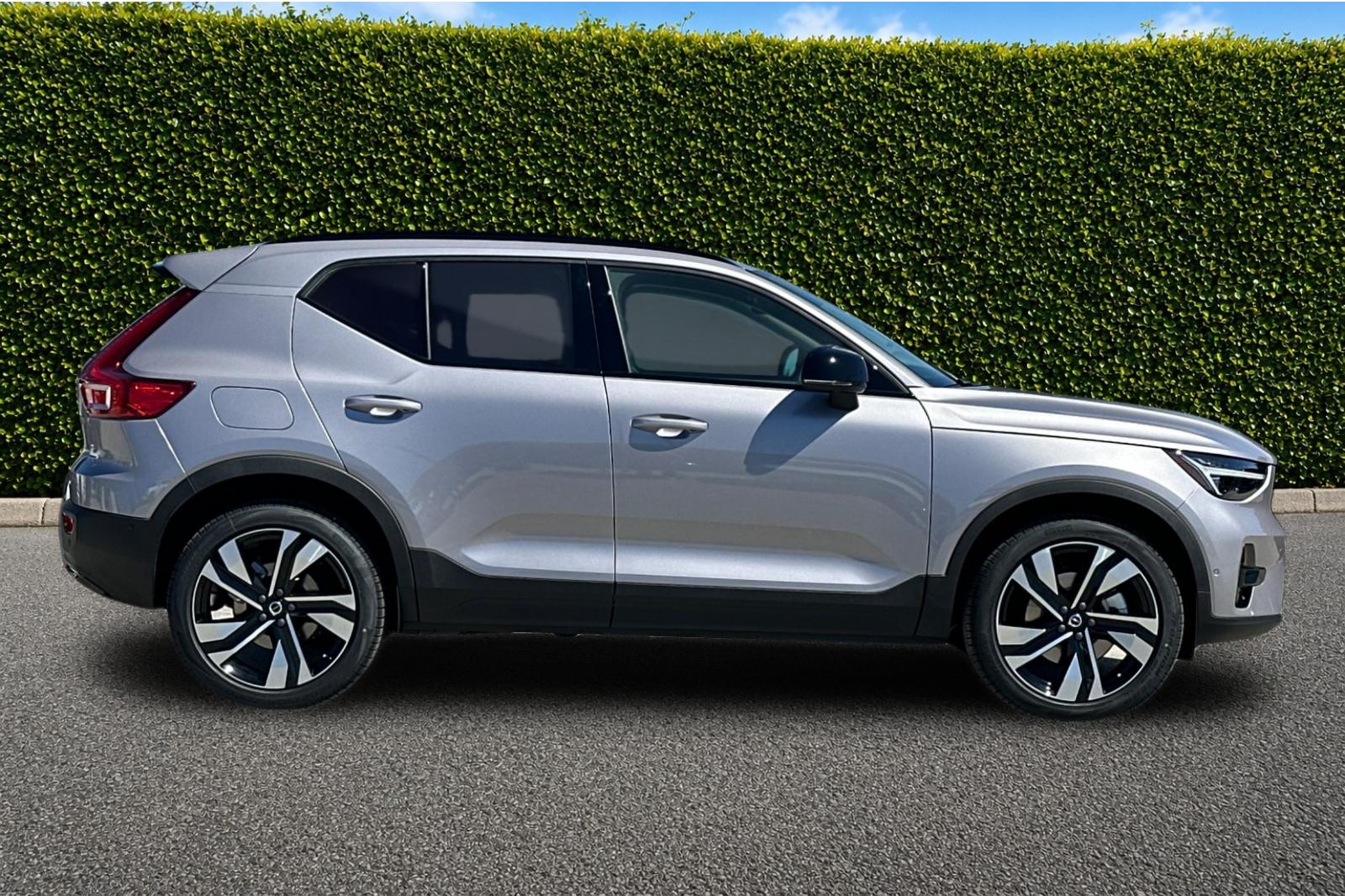 New 2026 Aurora Silver Volvo Ultra image 7