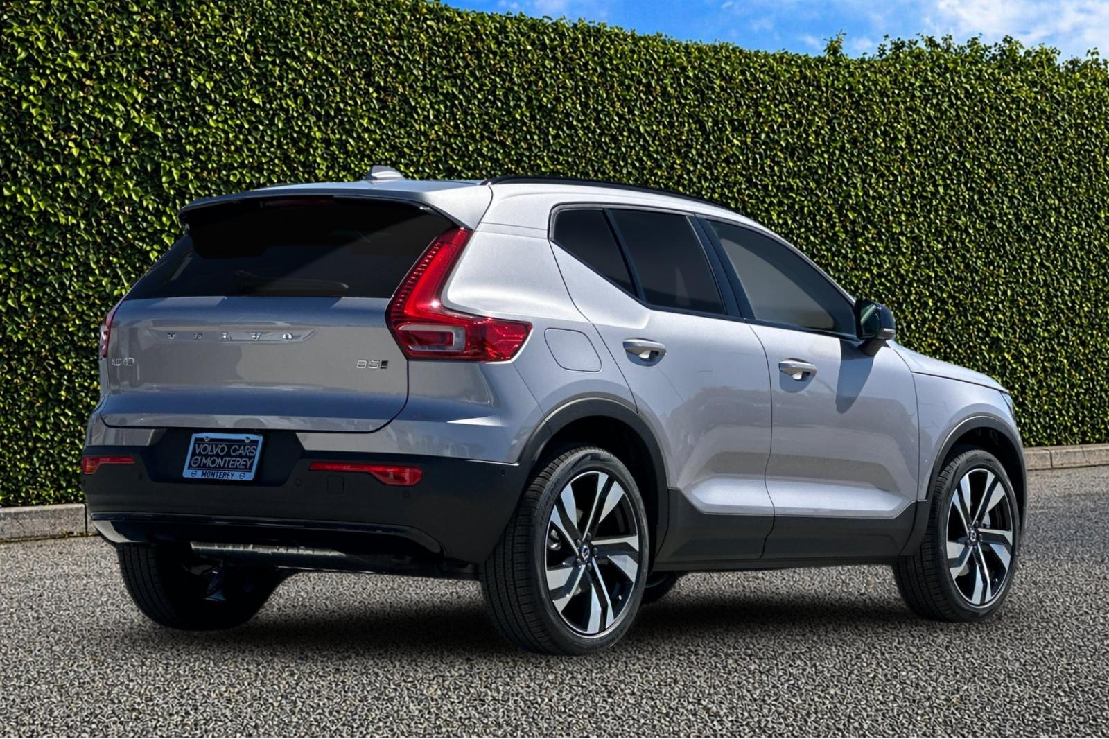 New 2026 Aurora Silver Volvo Ultra image 6