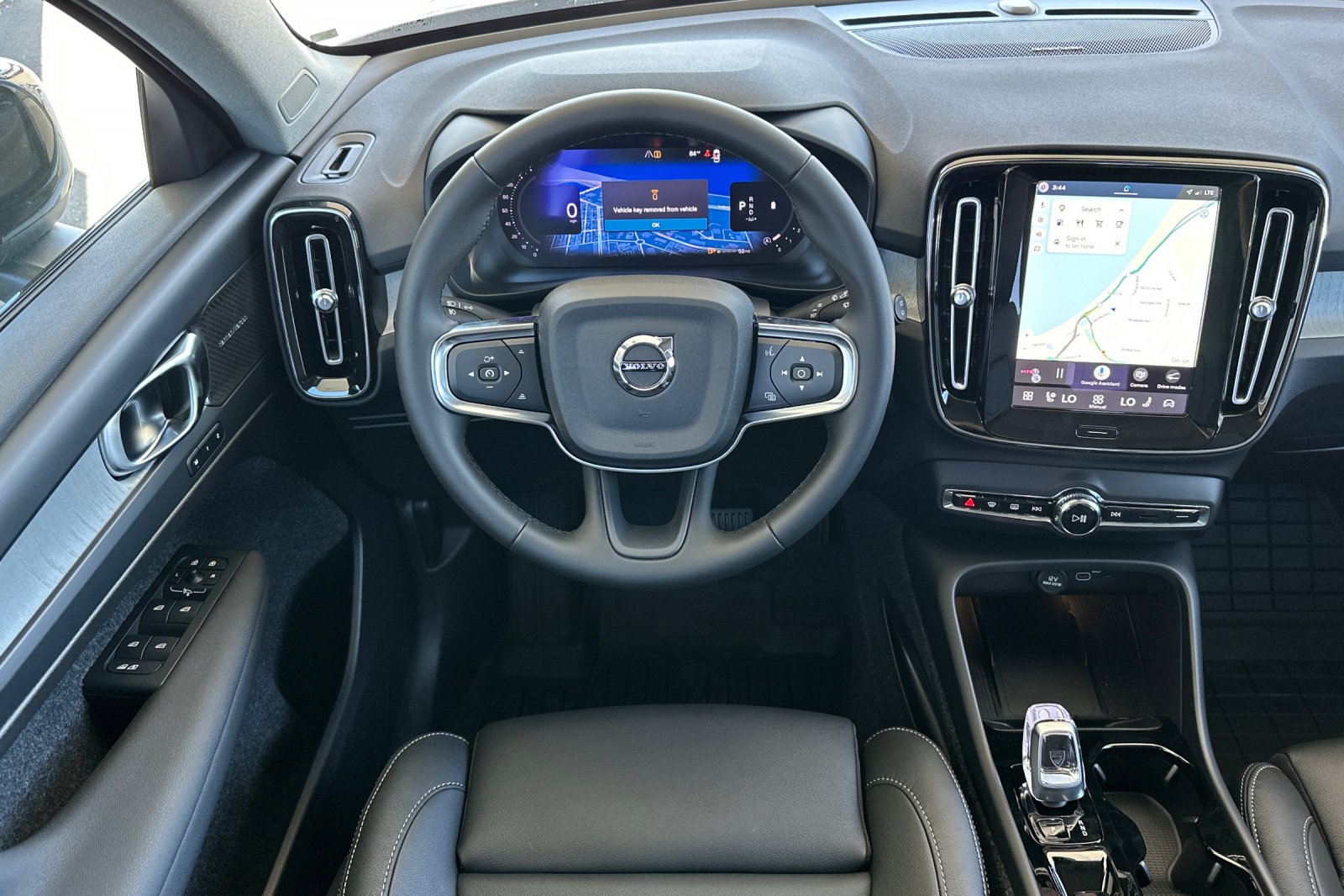 New 2026 Aurora Silver Volvo Ultra image 14