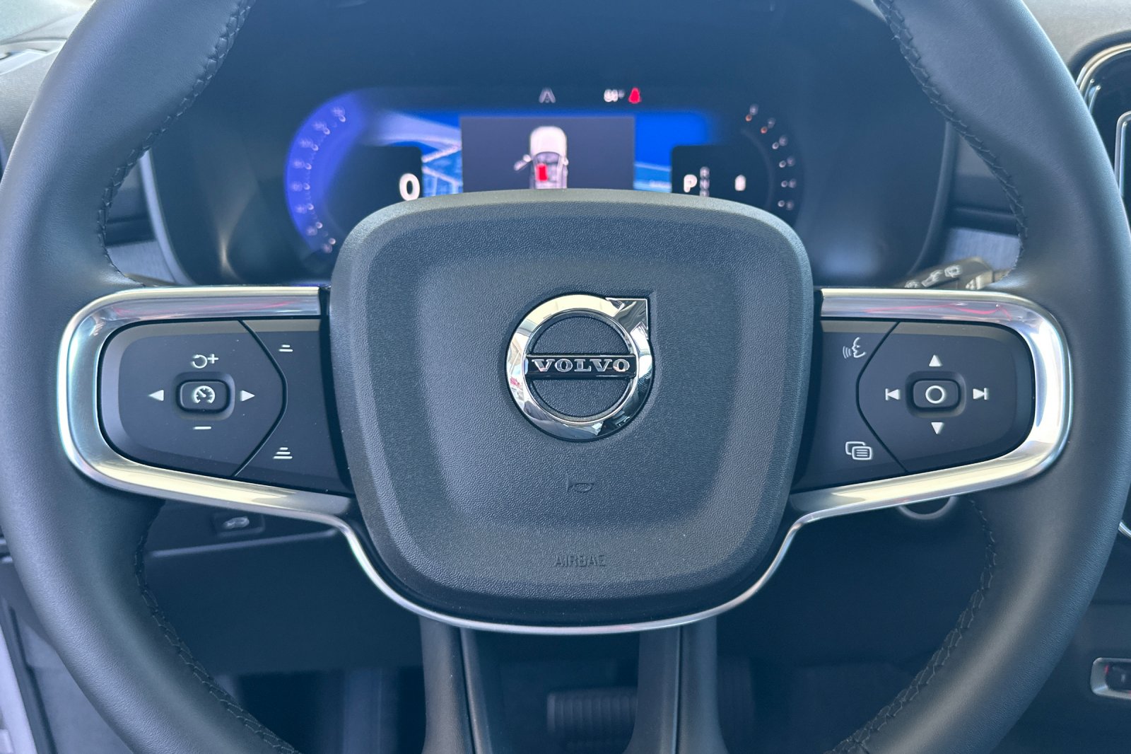New 2026 Aurora Silver Volvo Ultra image 24