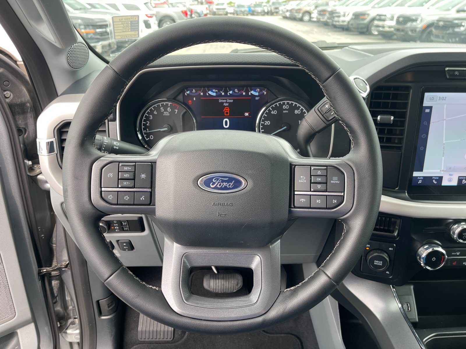 Used 2023 Silver Ford XLT image 25