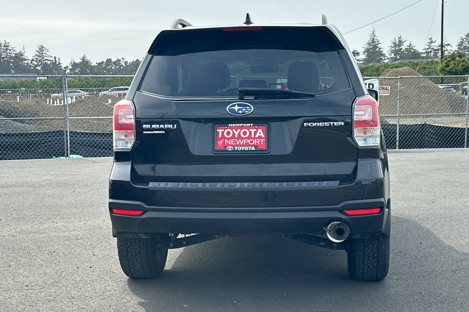 Used 2018 Black Subaru 2.5i Limited image 5