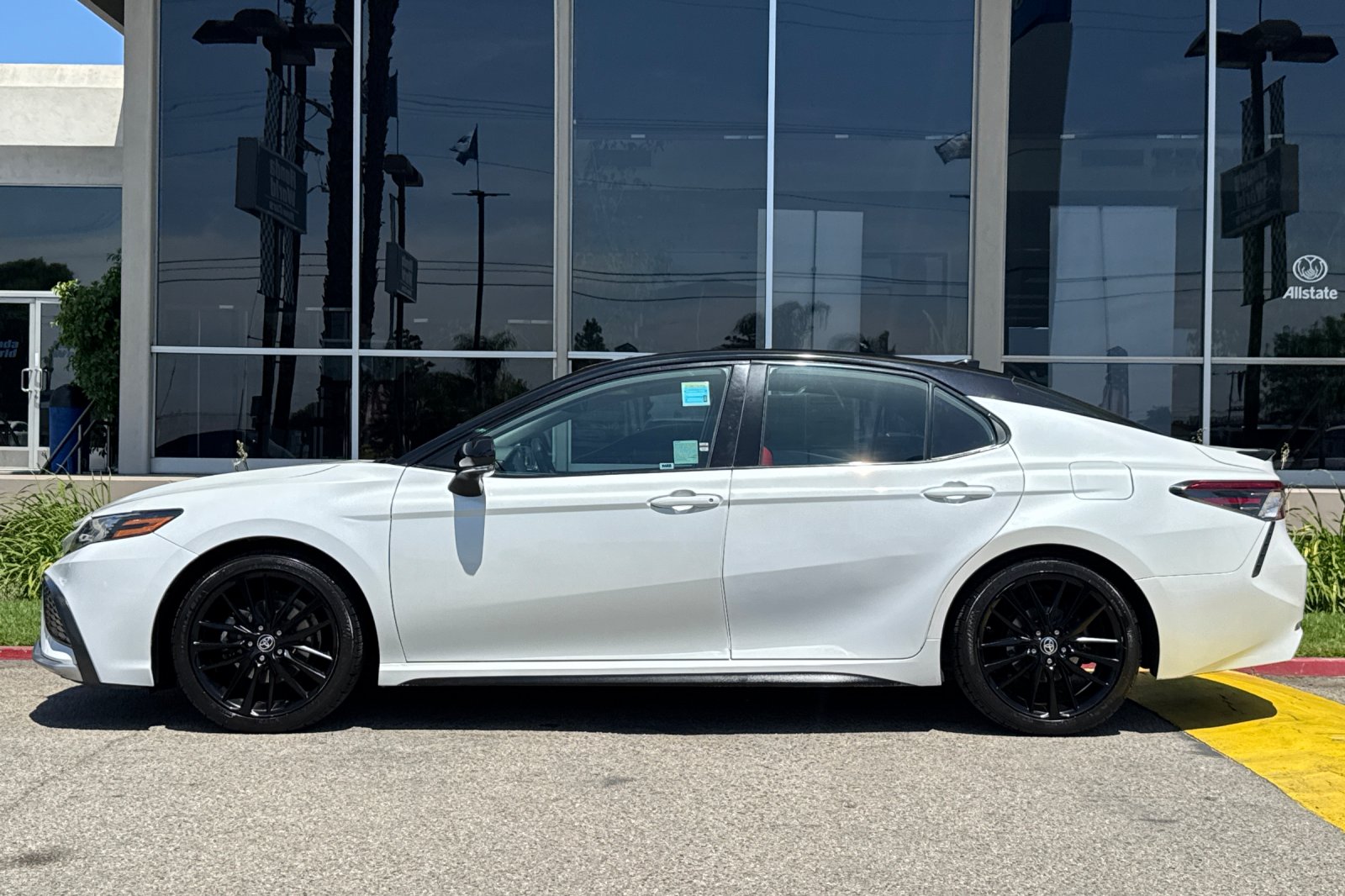Used 2021 Midnight Black Metallic Toyota XSE image 7