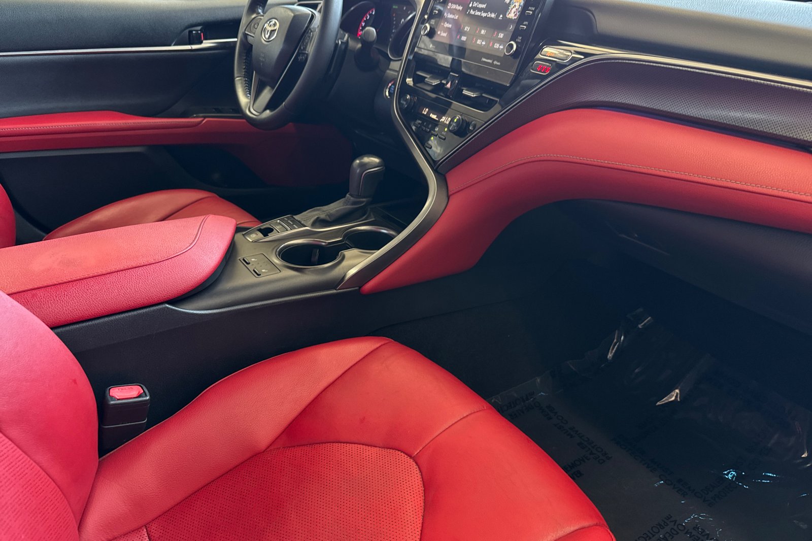 Used 2021 Midnight Black Metallic Toyota XSE image 15