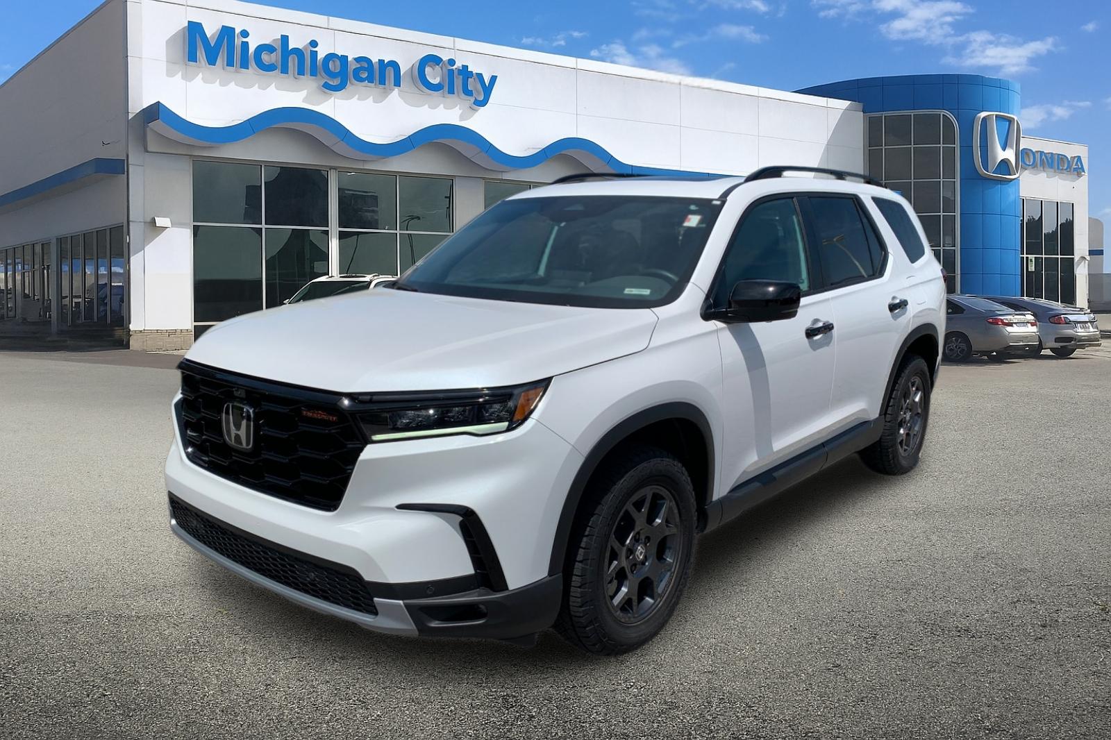 2025 Honda Pilot TrailSport AWD's photo