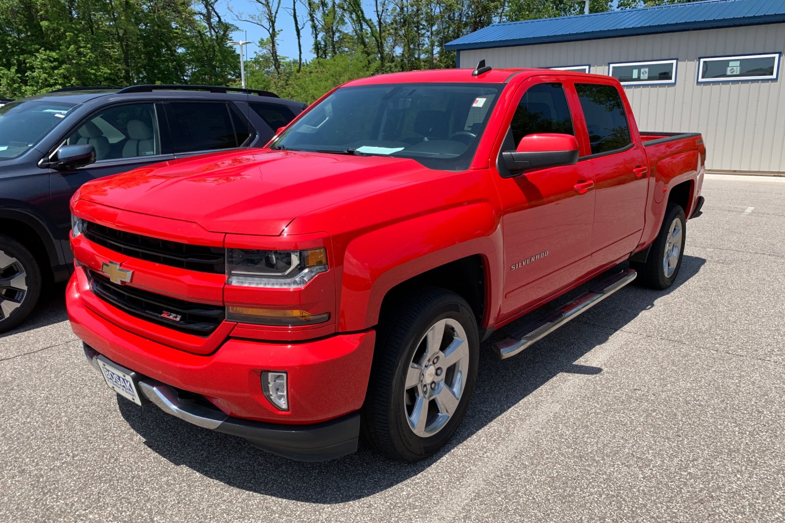 2017 Chevrolet Silverado 1500 LT 4X4 Crew Cab Short Box's photo