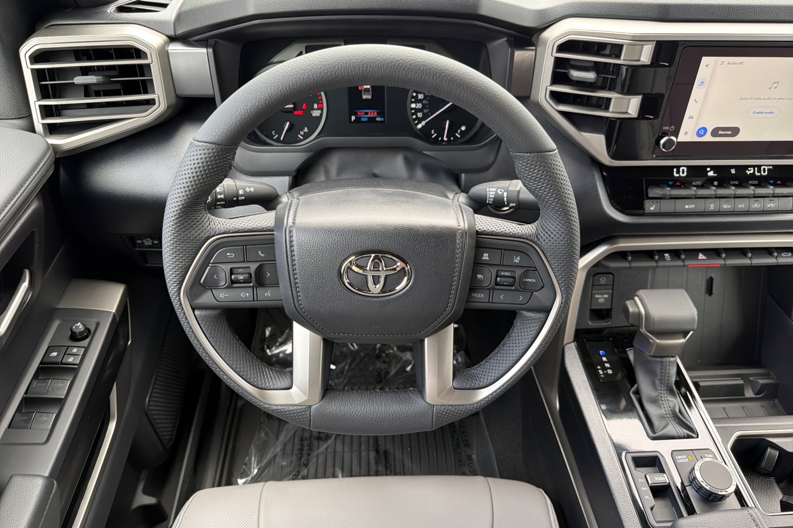 2026 Toyota Tundra SR5 - Photo 12