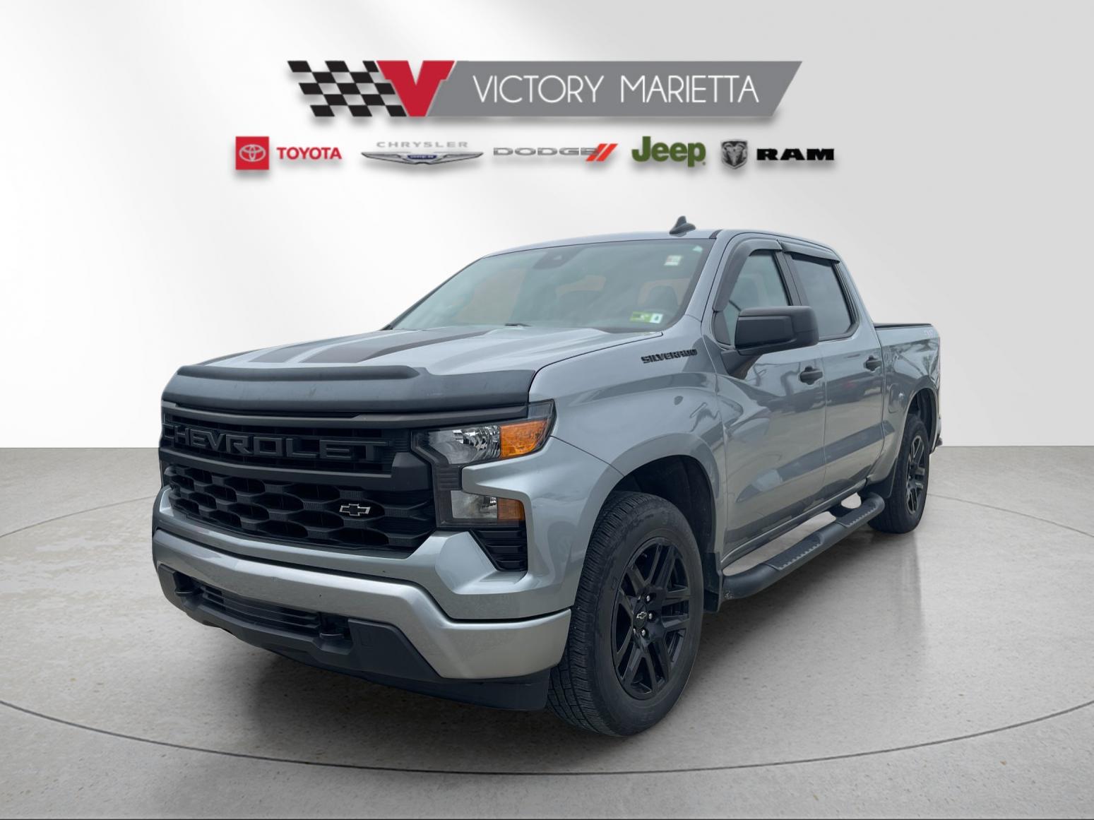 2023 Chevrolet Silverado 1500 Custom 4X4 Crew Cab Short Box's photo