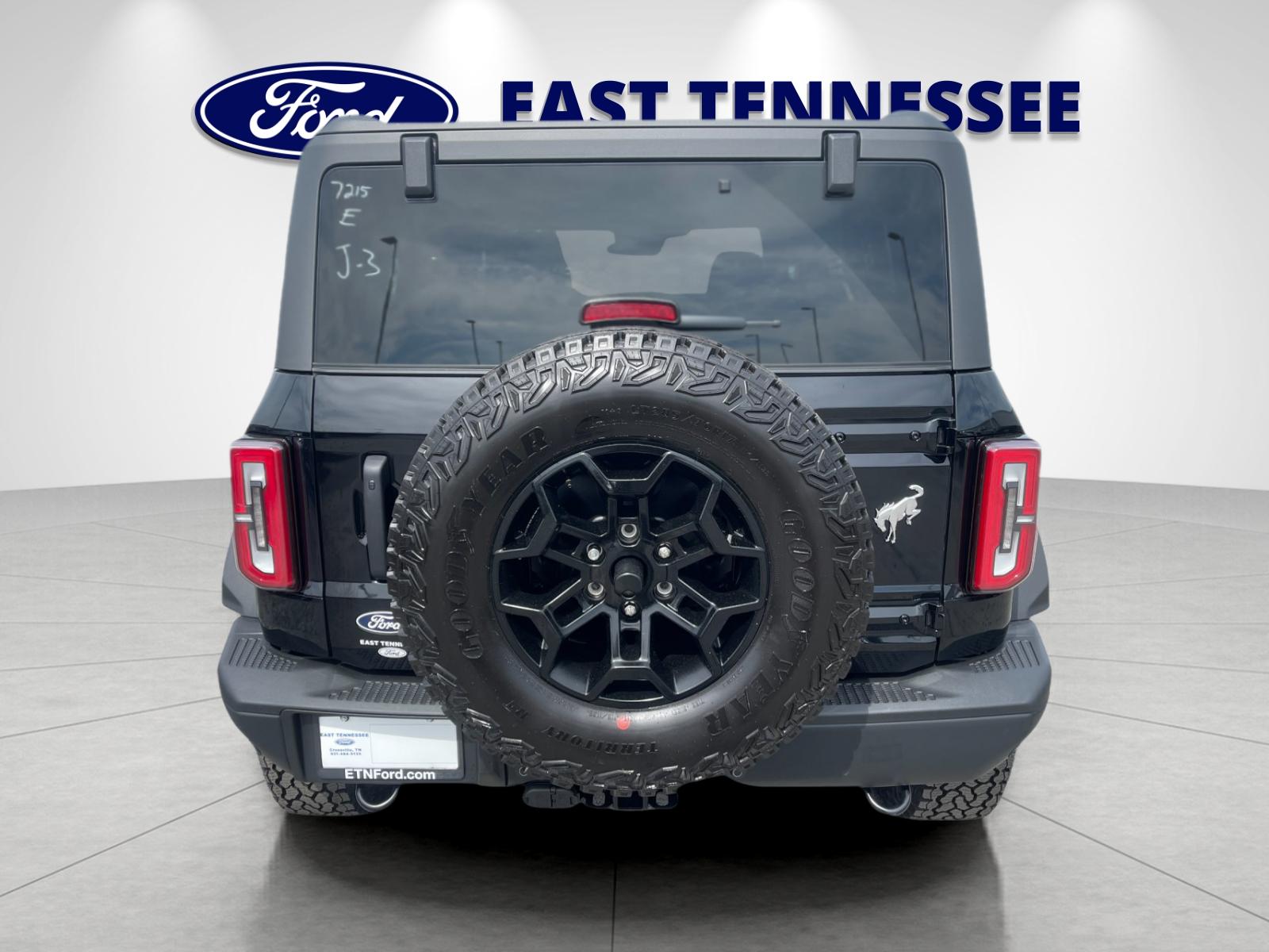 New 2026 Shadow Black Ford Badlands image 4