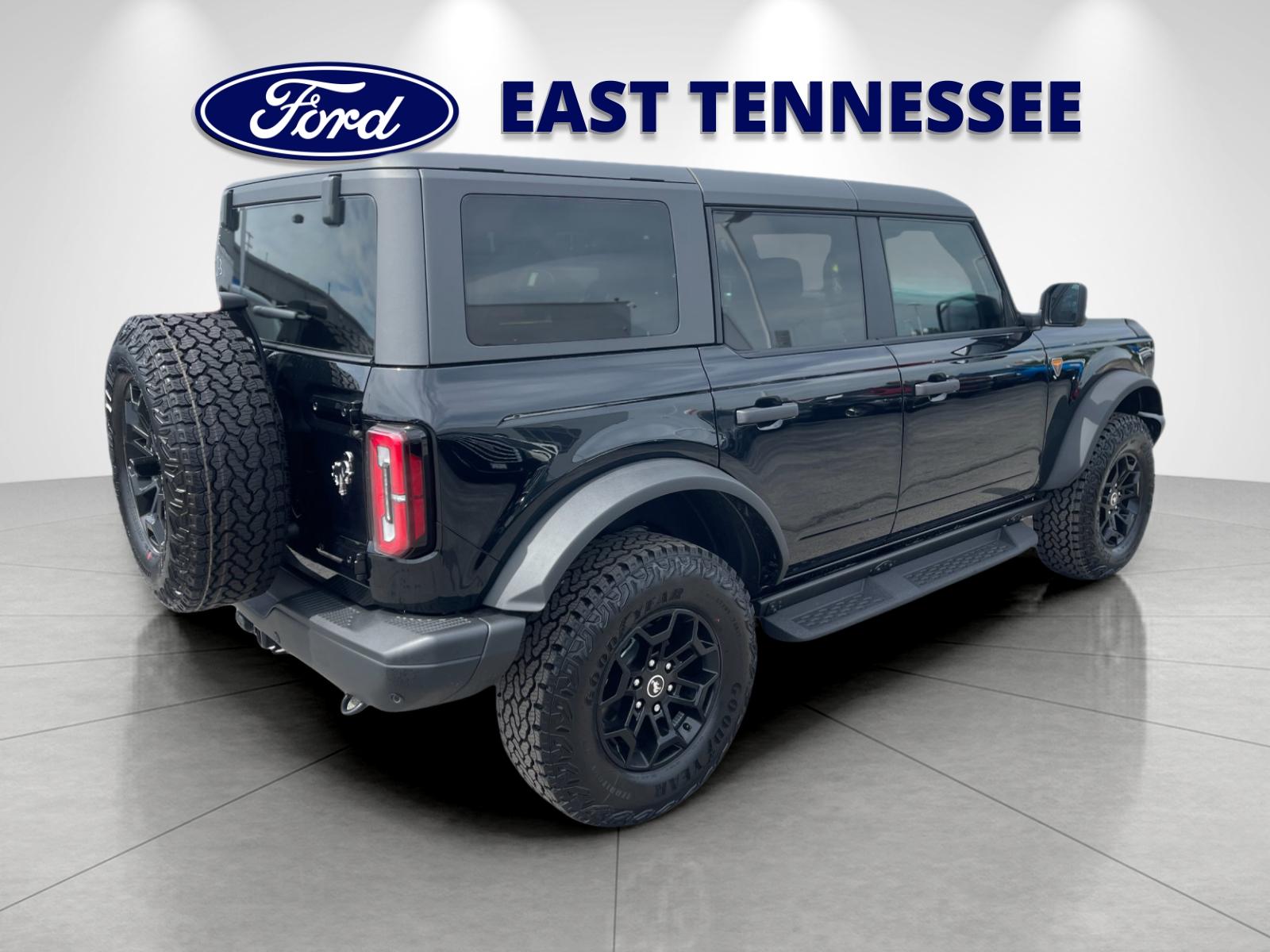 New 2026 Shadow Black Ford Badlands image 3