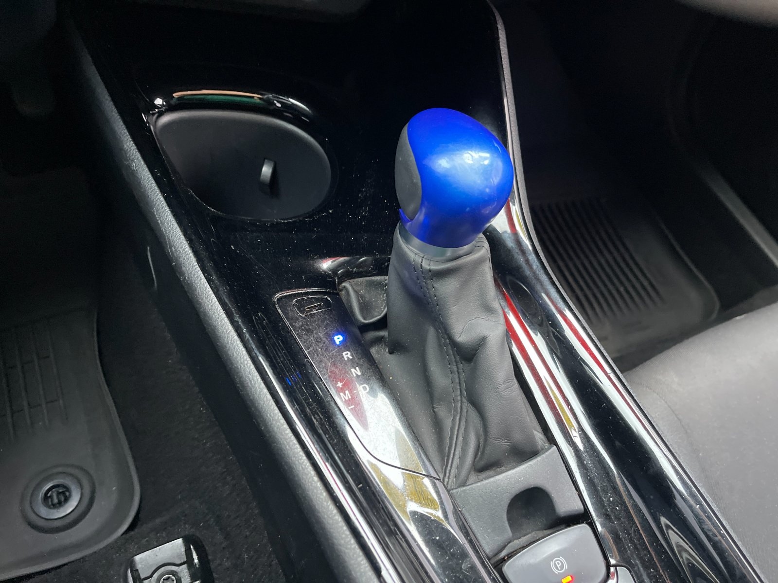 Used 2022 Blue Toyota XLE image 23