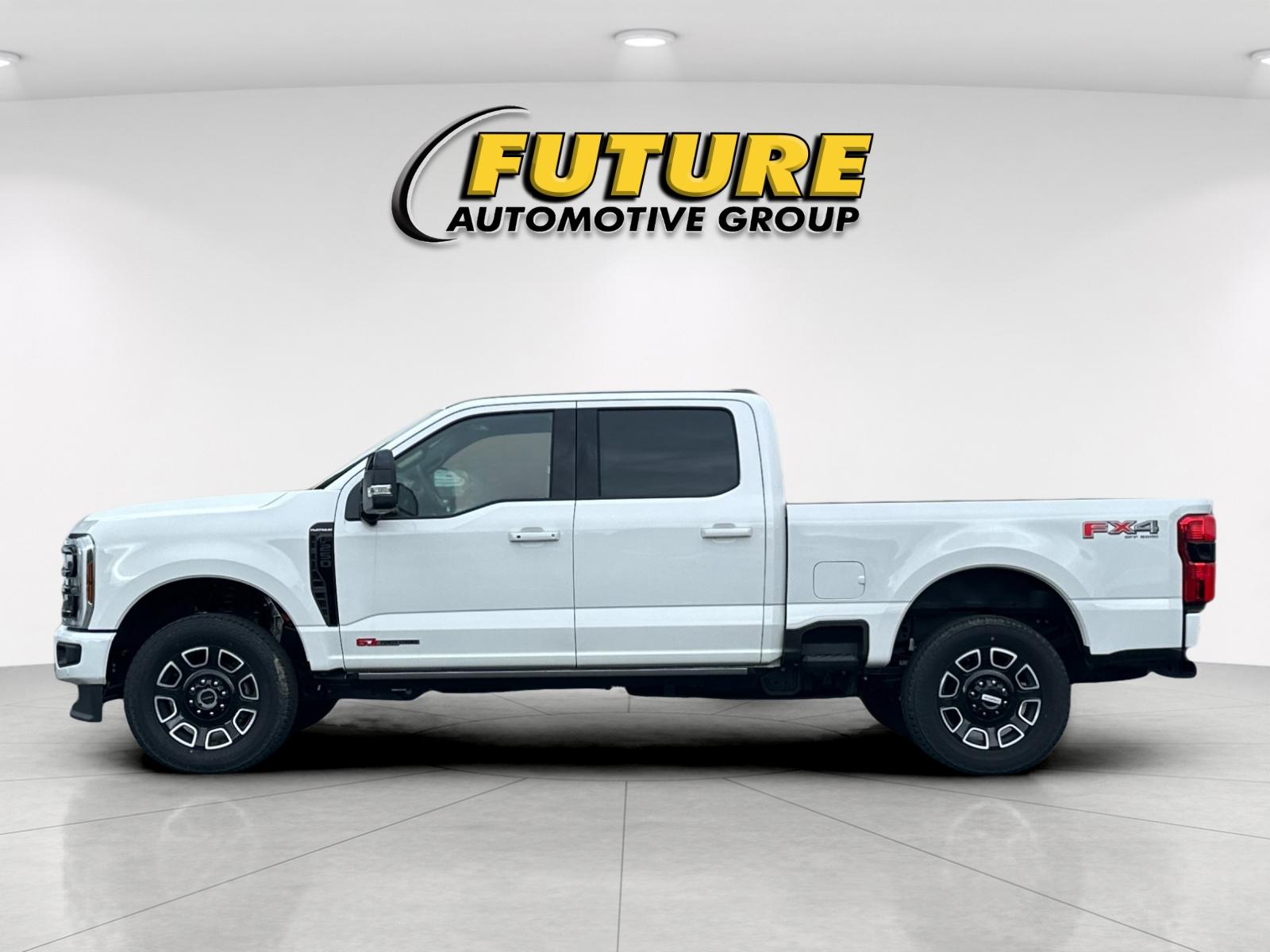 New 2025 Star White Metallic Tri-Coat Ford F-250® Platinum® image 6