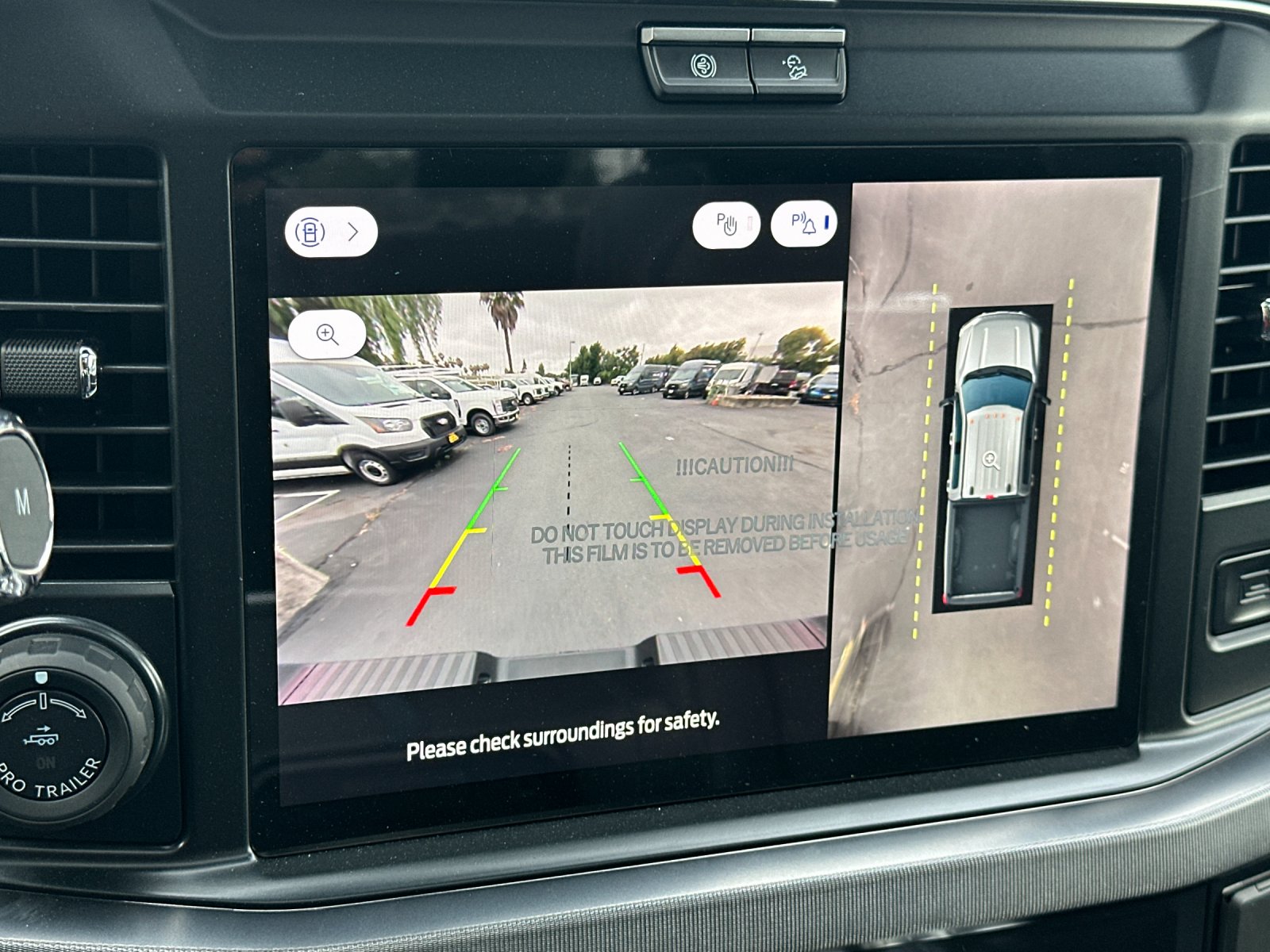 New 2025 Star White Metallic Tri-Coat Ford F-250® Platinum® image 18