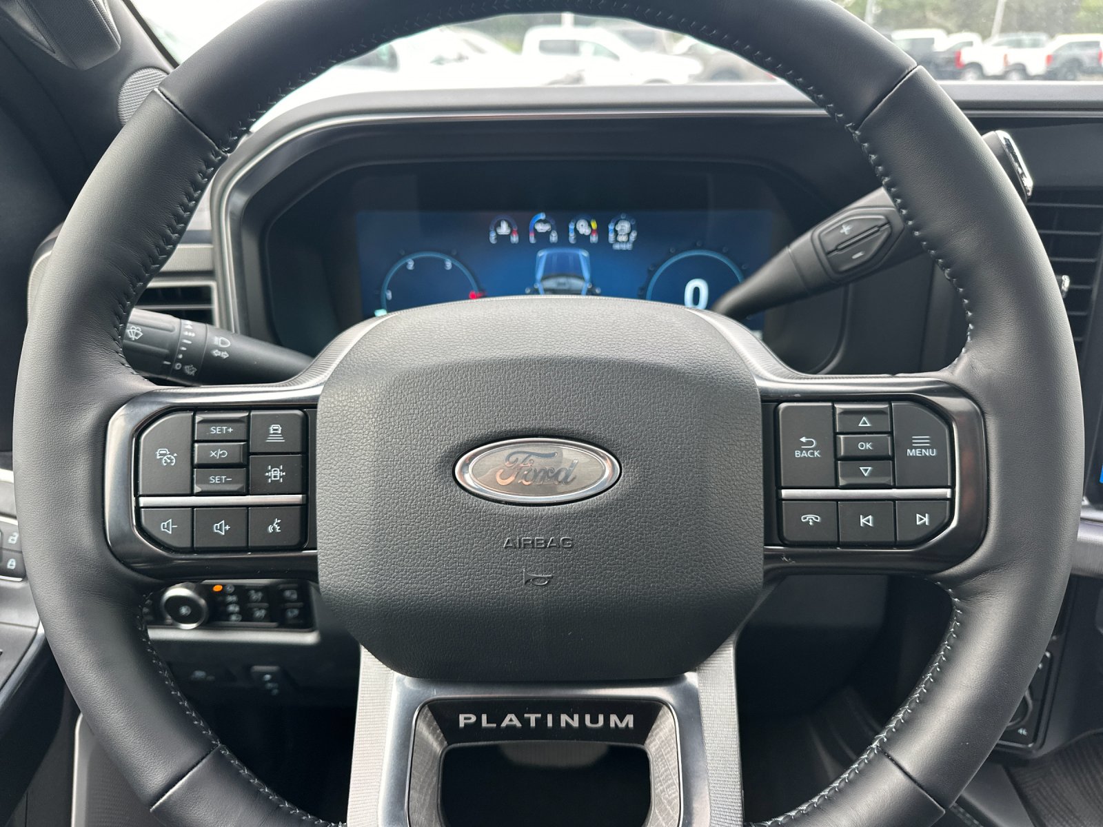 New 2025 Star White Metallic Tri-Coat Ford F-250® Platinum® image 22