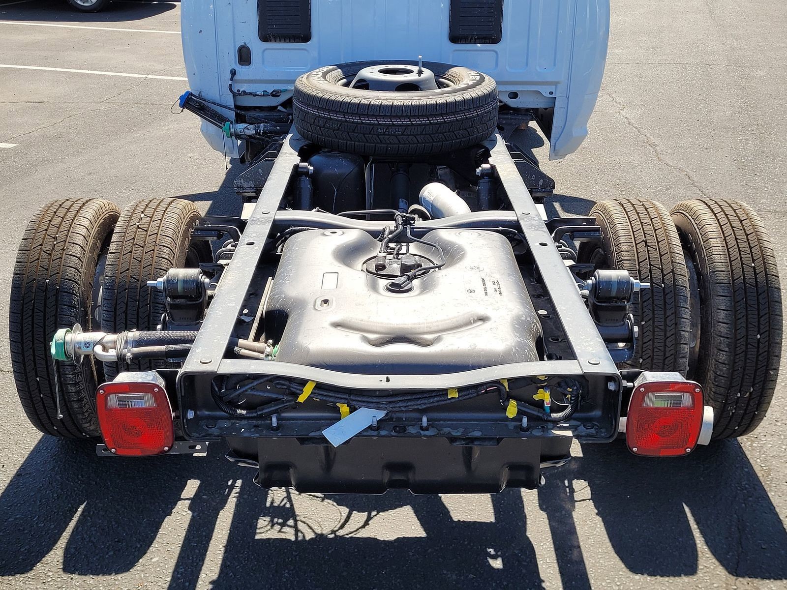 New 2025 Bright White Clearcoat RAM Tradesman image 5