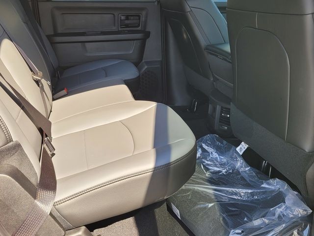 New 2026 Bright White Clear-Coat Exterior Paint RAM Tradesman image 15