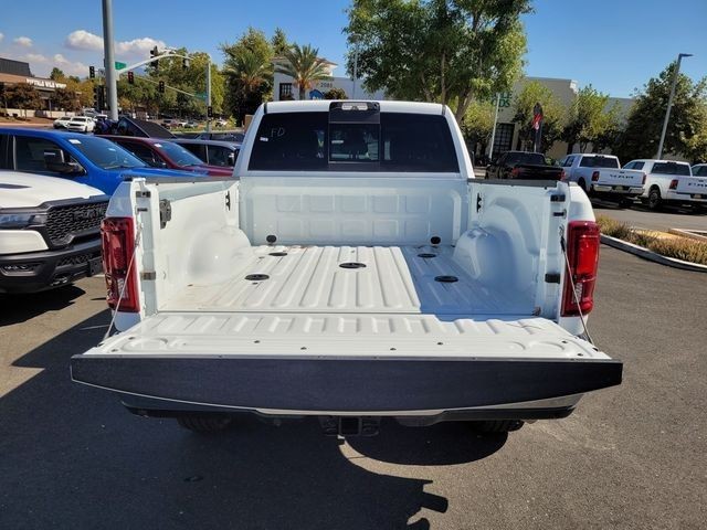 New 2026 Bright White Clear-Coat Exterior Paint RAM Tradesman image 49
