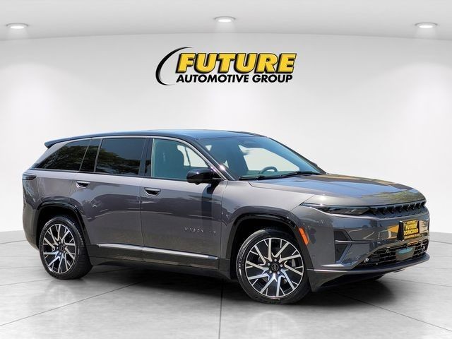New 2025 Baltic Gray Metallic Clear-Coat Exterior Paint Jeep Limited image 27
