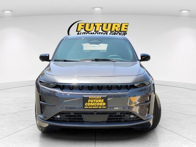 New 2025 Baltic Gray Metallic Clear-Coat Exterior Paint Jeep Limited image 29