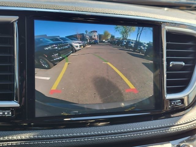 Used 2023 White Chrysler Limited image 37