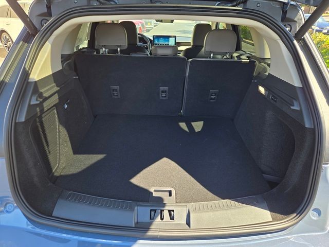 New 2025 Whisper Blue Lincoln Grand Touring image 16