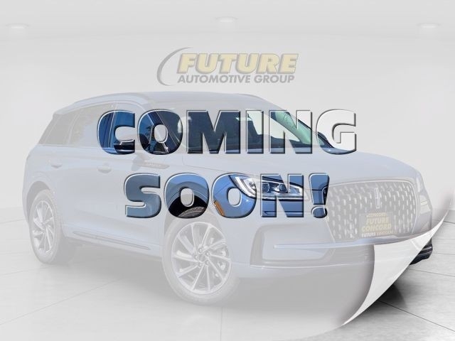 New 2025 Whisper Blue Lincoln Grand Touring image 17