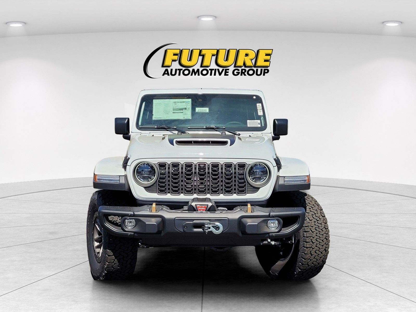 New 2025 Bright White Clear-Coat Exterior Paint Jeep Rubicon 392 image 2