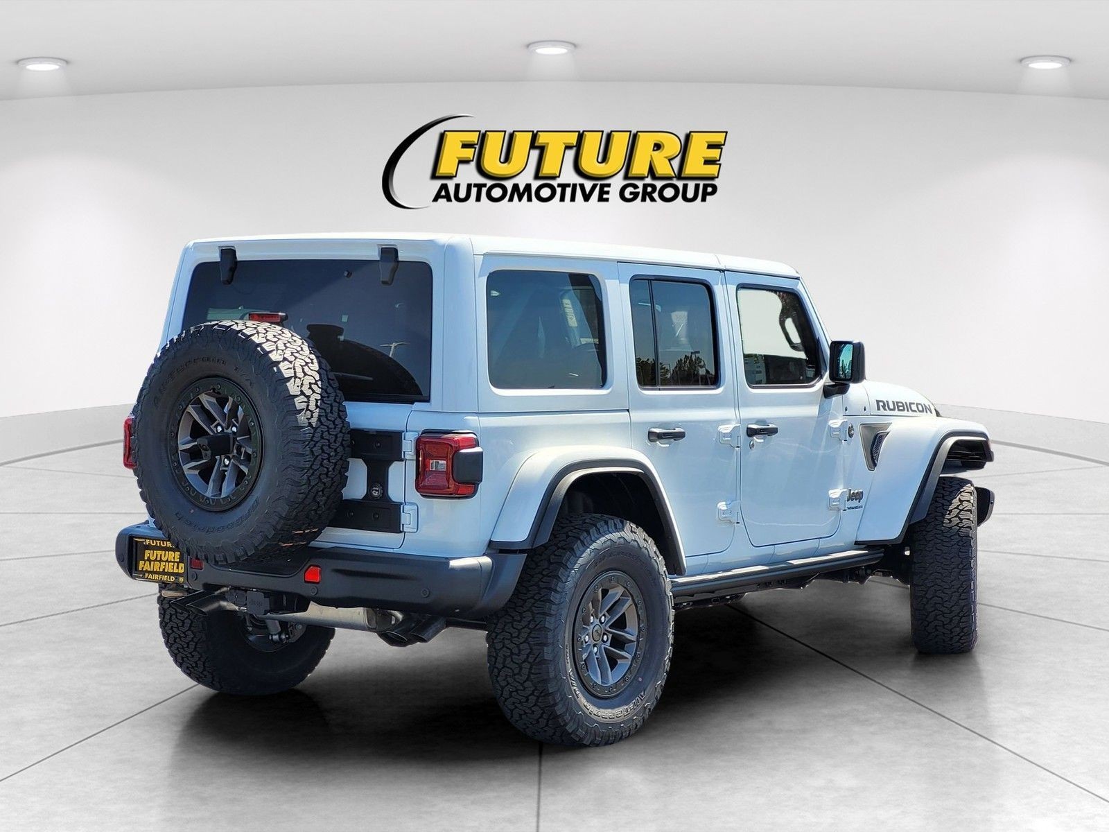 New 2025 Bright White Clear-Coat Exterior Paint Jeep Rubicon 392 image 20