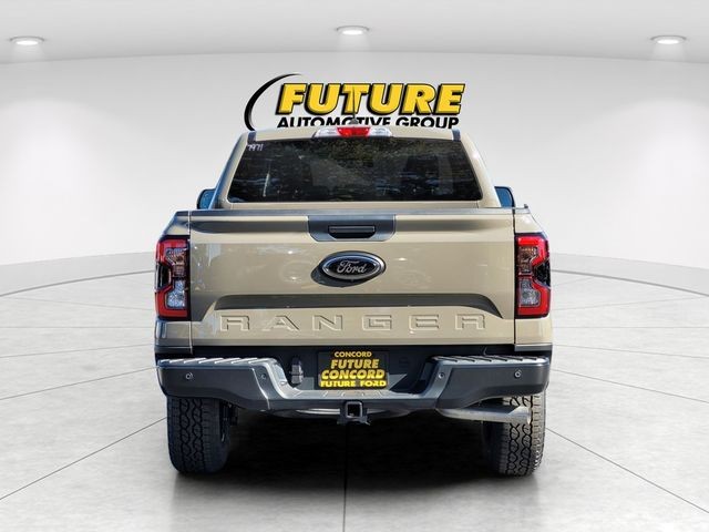 New 2025 Marsh Gray Ford XLT image 4