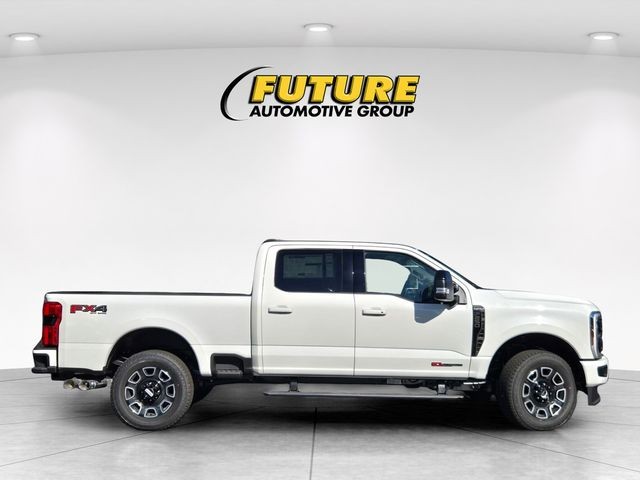 New 2026 Star White Metallic Tri-Coat Ford F-250® Platinum® image 2