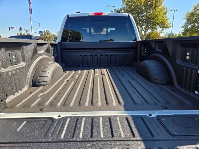 New 2026 Star White Metallic Tri-Coat Ford F-250® Platinum® image 16