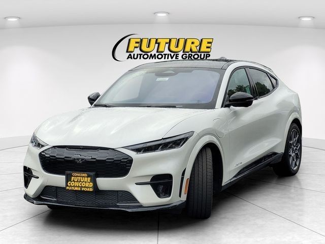 New 2025 Star White Metallic Tri-coat Ford GT image 27