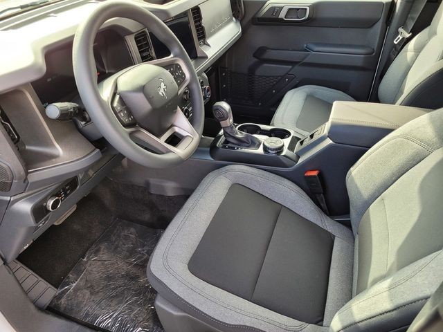New 2025 Oxford White Ford Base image 36