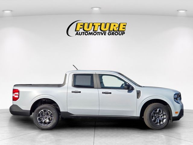 New 2026 Space White Metallic Ford XLT image 8