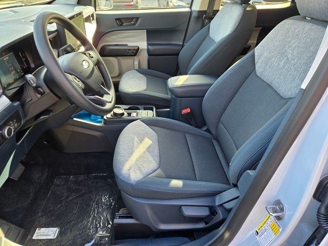 New 2026 Space White Metallic Ford XLT image 15