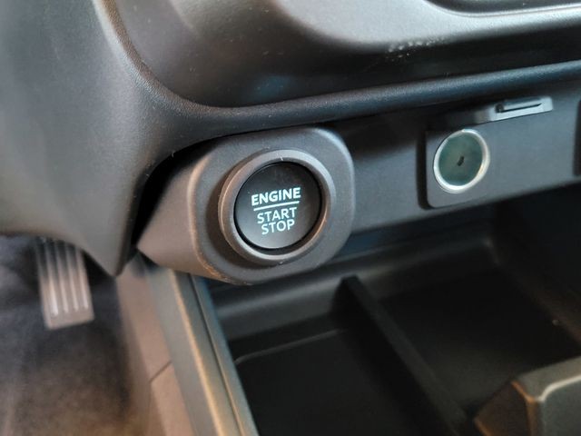 New 2026 Carbonized Gray Metallic Ford Lobo™ image 25