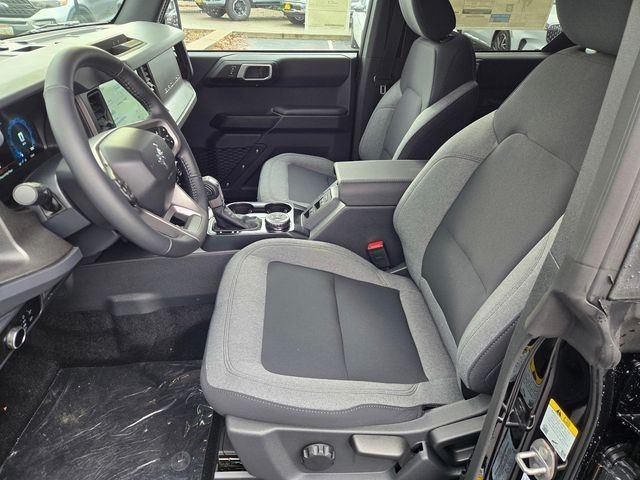 New 2025 Shadow Black Ford Big Bend® image 39
