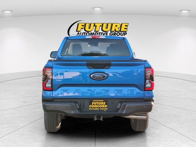 New 2025 Velocity Blue Metallic Ford XLT image 4