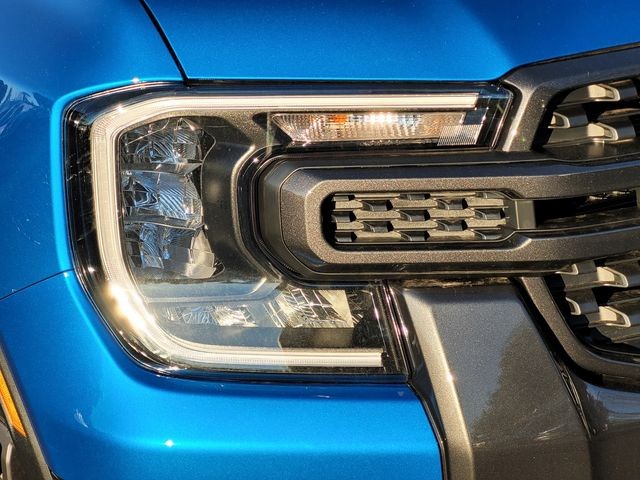 New 2025 Velocity Blue Metallic Ford XLT image 10