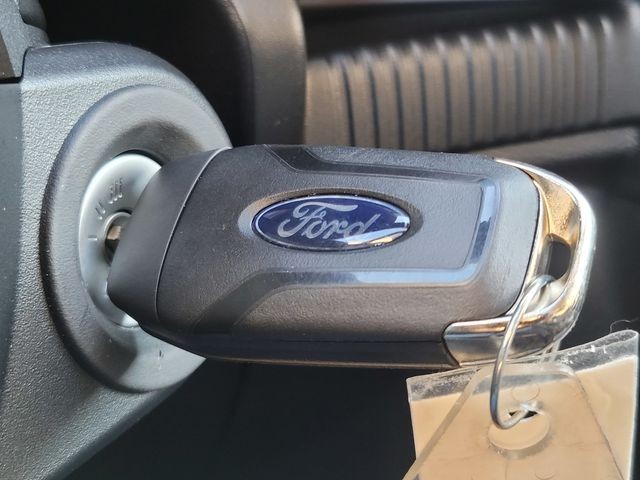 New 2025 Velocity Blue Metallic Ford XLT image 23