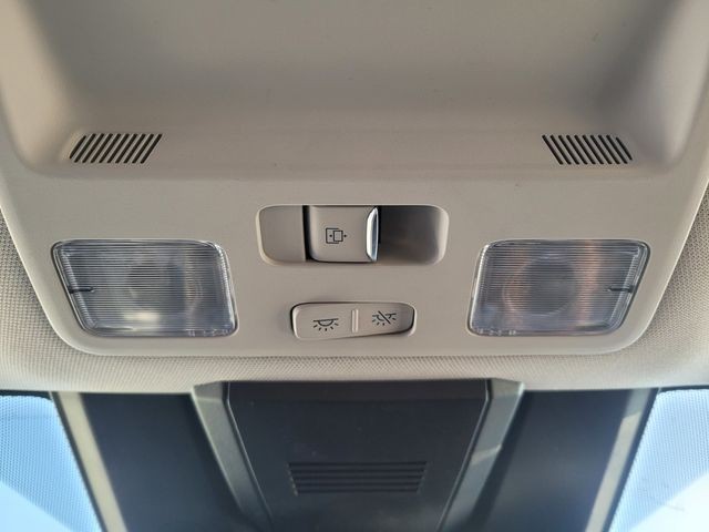 New 2025 Carbonized Gray Metallic Ford XLT image 18