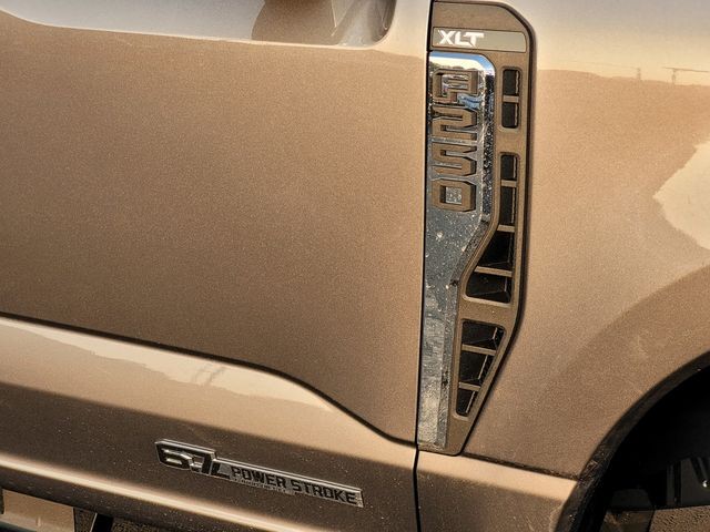 New 2026 Carbonized Gray Metallic Ford F-250® XLT image 24