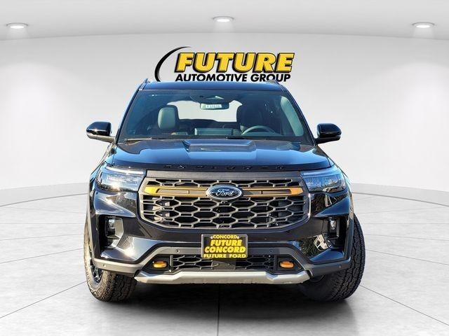 New 2026 Agate Black Metallic Ford Tremor® image 28